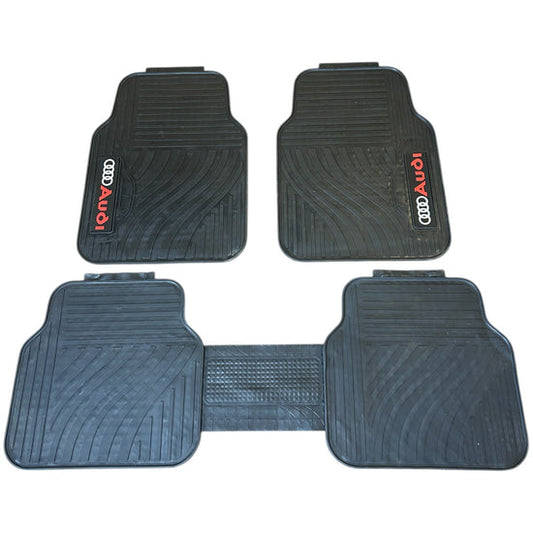 Juego Alfombras 5 Piezas Audi con logo color Rojo