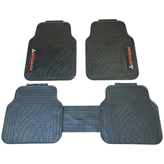 Juego Alfombras Mitsubishi para autos en goma