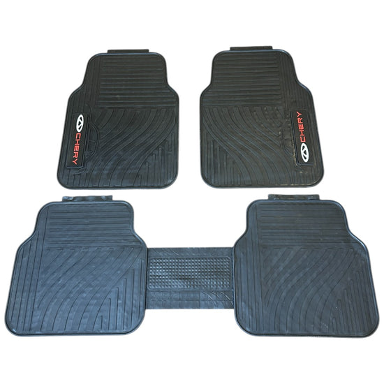 Juego de Alfombras Chery para autos en goma